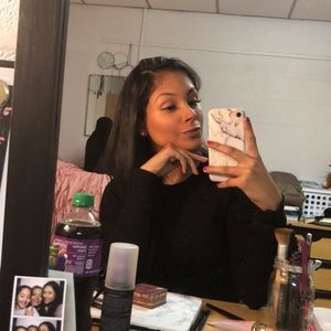 Meet your Posher, Nadia